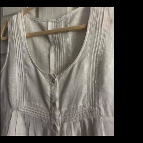 Beautiful Spring/Summer top! - Picture 2 of 3